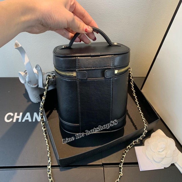 CHANEL女包 AS0323 大雙C手提水桶化妝包 Chanel vintage2019早春新款 香奈兒圓形包 djc1106